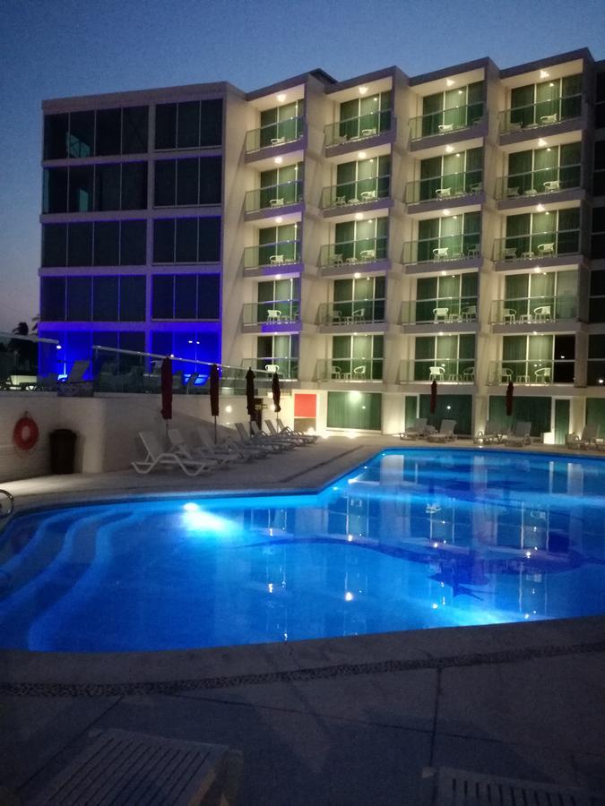 We Hotel Acapulco Exteriör bild